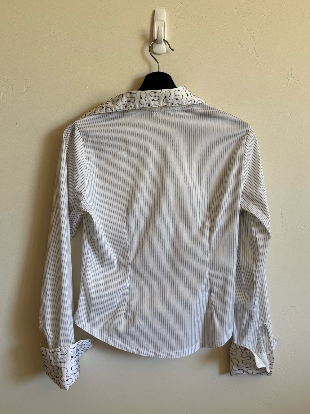 Rayure Paris White Pinstripe Embroidered Button Front Blouse - Picture 5 of 14